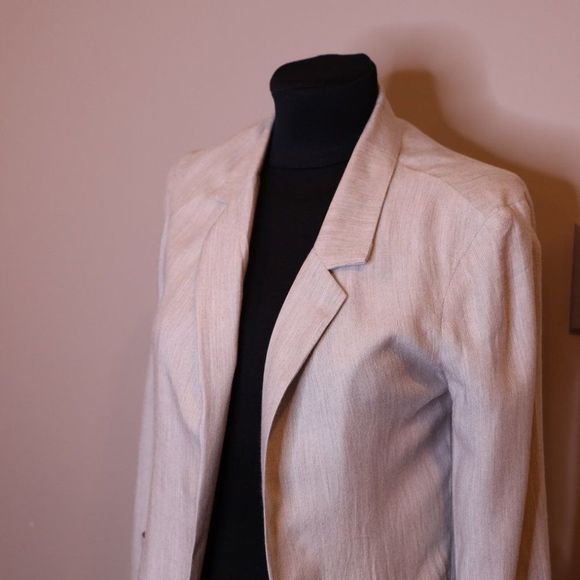 Aritzia Talula Kent Grey Blazer Sz 2 - Picture 5 of 7